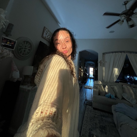 Meet your Posher, Hali - Picture 1 of 1